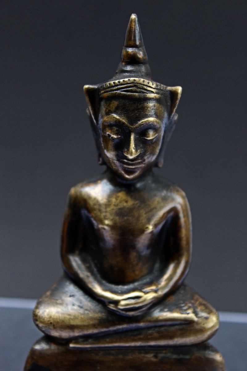 Antique Thai Bronze Phra Chai Victory Buddha, 18th Century-photo-1