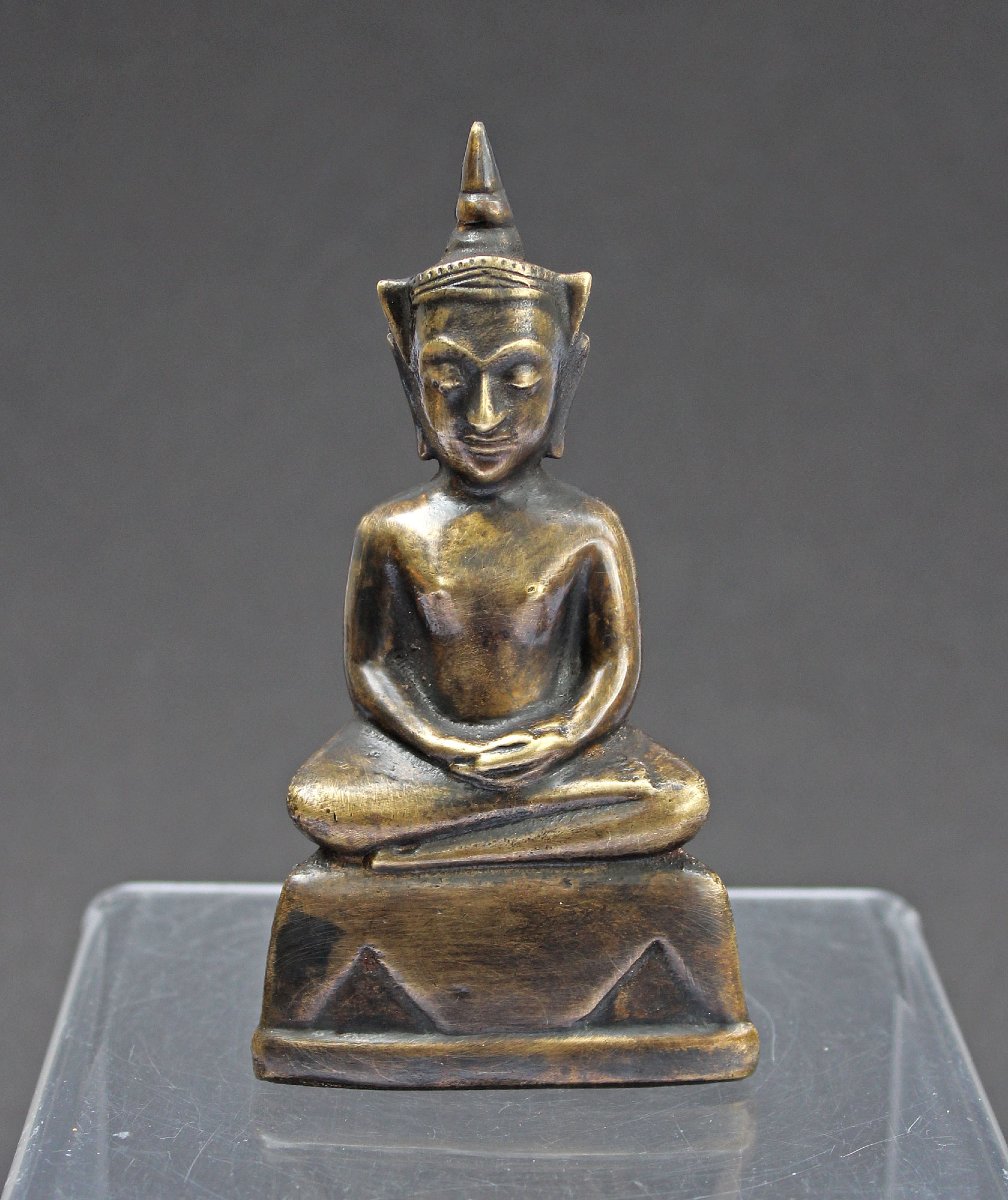 Antique Thai Bronze Phra Chai Victory Buddha, 18th Century