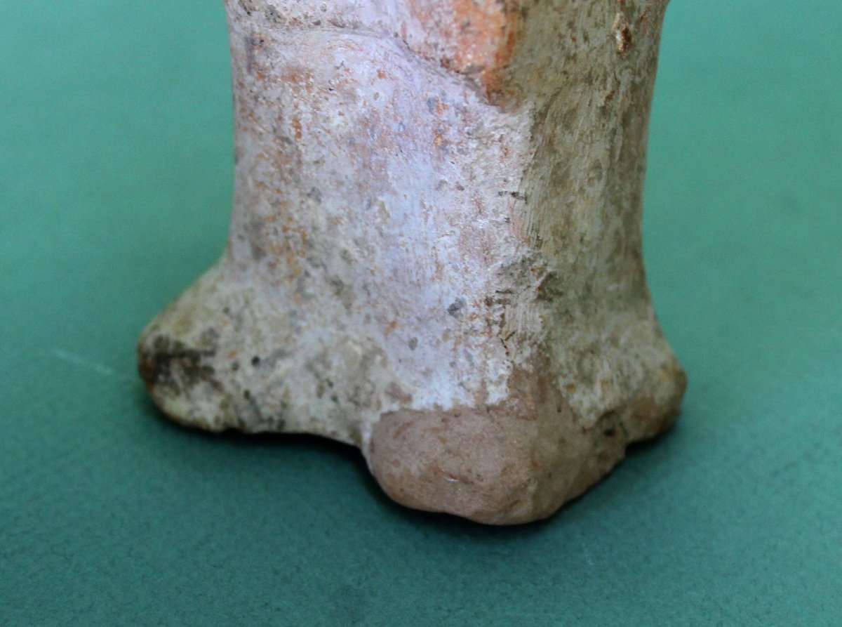 Tang Dynasty Chinese Terracotta Male Attendant With Original Polychrome (618–907 Ad)-photo-2