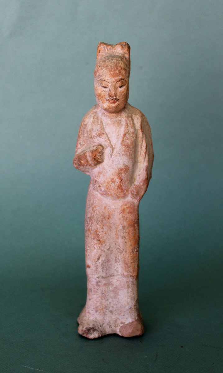 Tang Dynasty Chinese Terracotta Male Attendant With Original Polychrome (618–907 Ad)