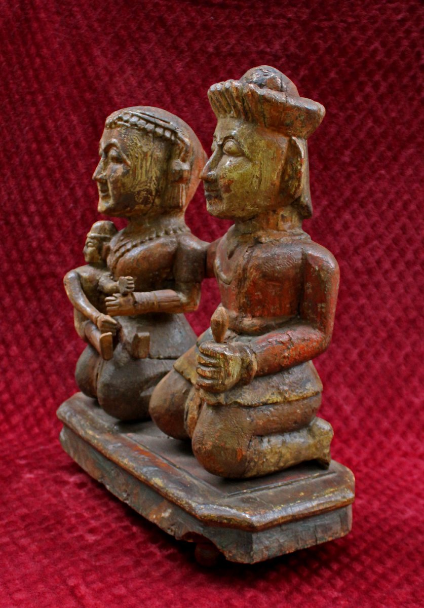 Antique Groupe de Donateurs Newar du Népal en Bois Polychrome, XIXe Siècle-photo-2