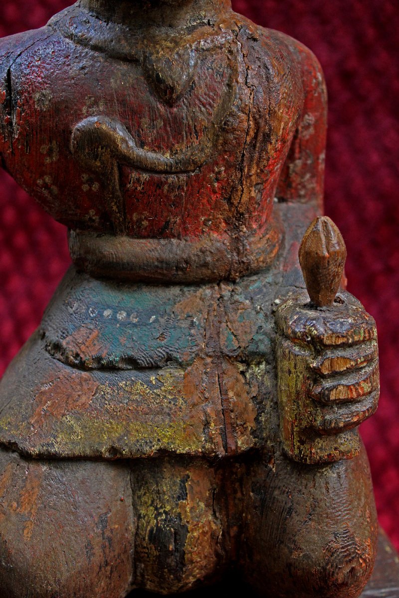 Antique Groupe de Donateurs Newar du Népal en Bois Polychrome, XIXe Siècle-photo-3