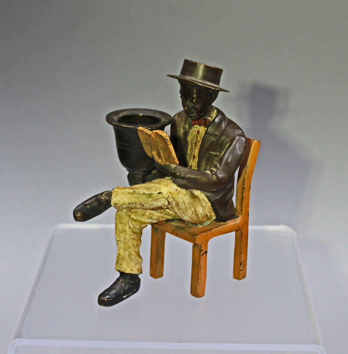 Vienna Cold-painted Bronze “black Dandy” Candle Holder – Southern Gentleman-photo-2