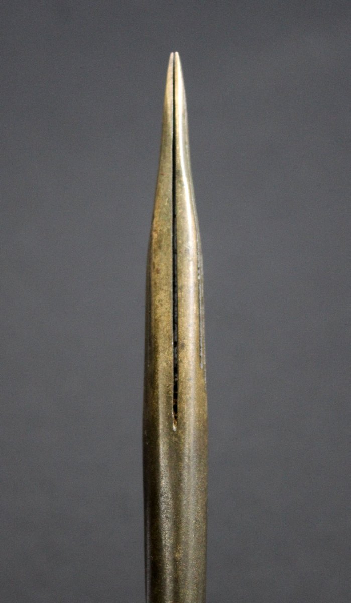 Ancienne Aiguille à Tatouer Birmane, Bronze et Laiton, XIXe Siècle, Birmanie, 42 cm-photo-4