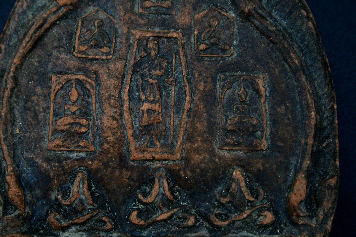 Antique Thai Reliquary Votive Amulet Buddha Tsa Tsa Buddhist Three Wise Monkeys-photo-2