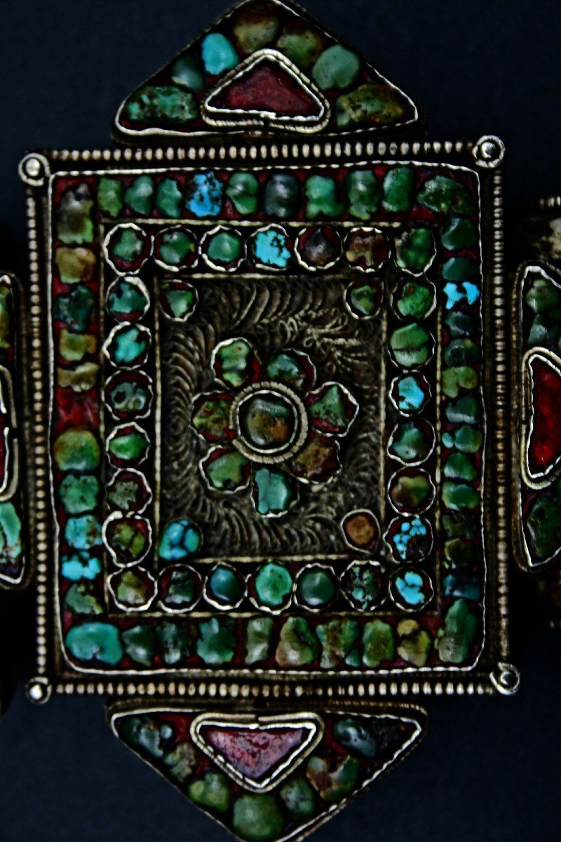 Exceptionnel étui d'amulette bouddhique Gau en argent tibétain antique-photo-2