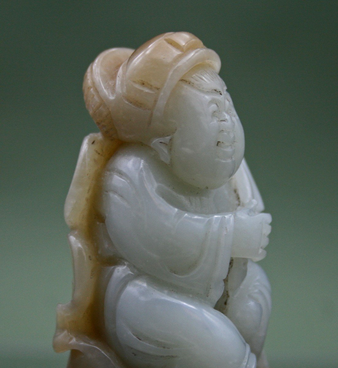 Chinese Jade Sculpture Of Boy With Book And Lotus Leaf Qing-photo-3