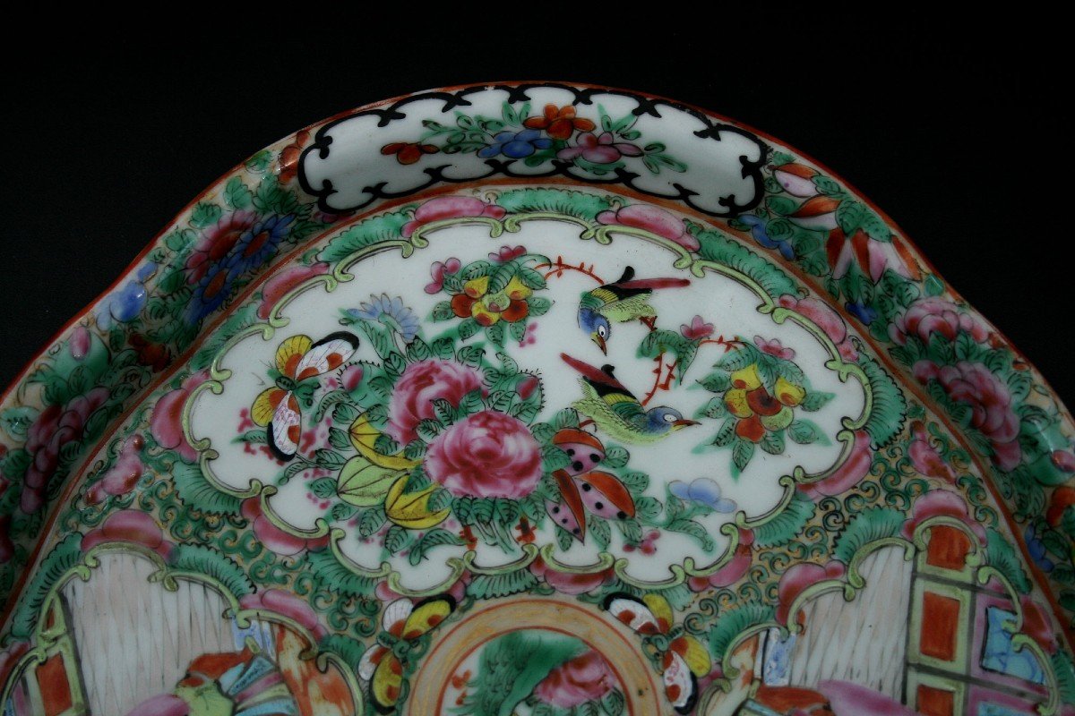 Plateau Ancien En Porcelaine De Chine. Canton Famille Rose.-photo-3