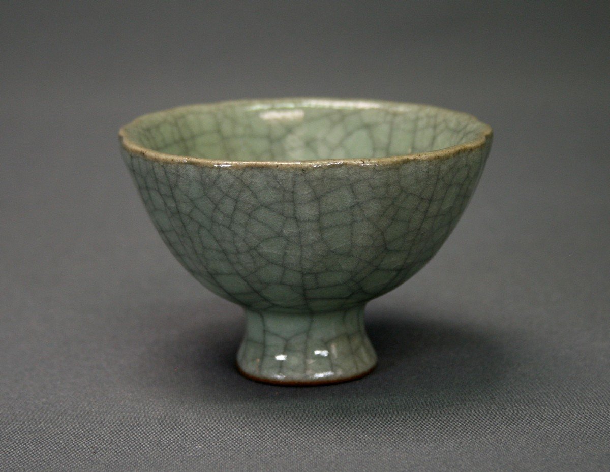 Ancient Chinese Pedesstal Cup Ge Ware Ko Ware Crackleware Celadon
