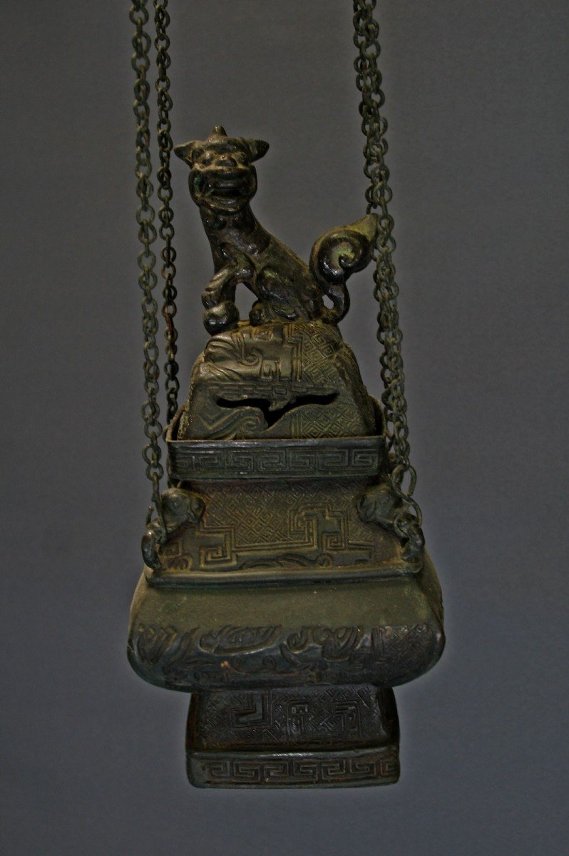 Rare Brûle-parfum Suspendu En Bronze Chinois. époque Ming.-photo-2