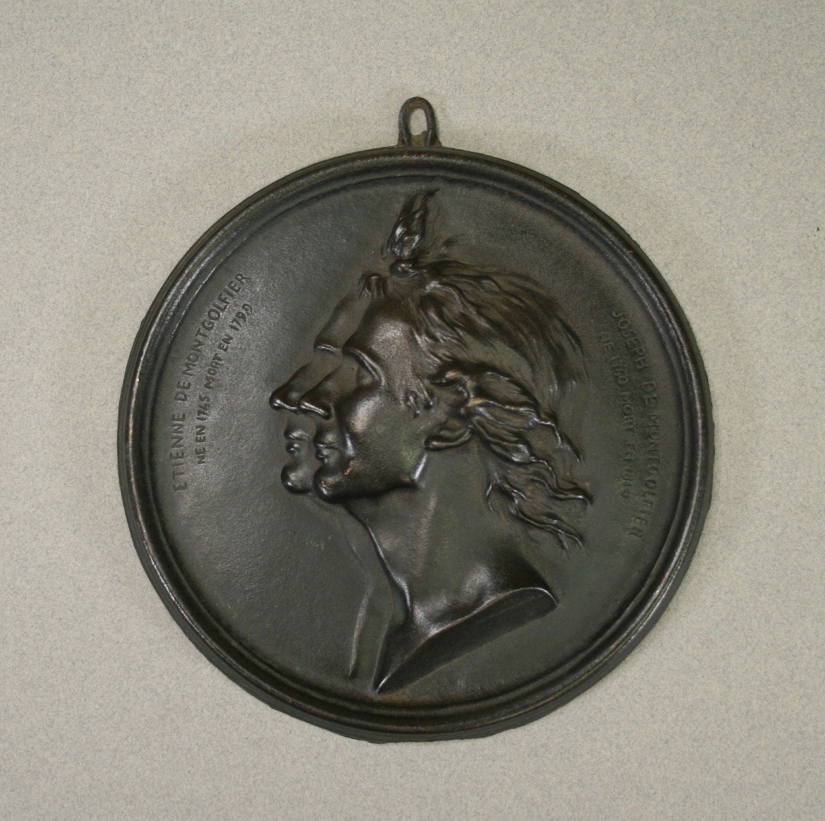 Medaillon En Bronze Des Freres Montgolfier d'aprés Houdon