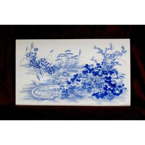 Grande Plaque Murale Antique En Porcelaine Japonaise Bleu & Blanc. Période Meiji.
