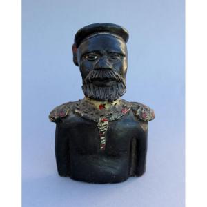 Buste Antique En Terre Cuite Représentant Un Chef Zoulou Sud-africain
