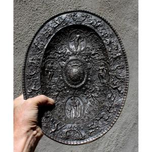 Large Renaissance-style Bronze Dish With Heraldic And Allegorical Decoration – C17th Or C18th