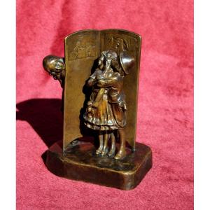 Bronze de Vienne Ancien Scène Romantique Risquée Amoureux et Voyeur Par Tereszczuk, Vers 1900