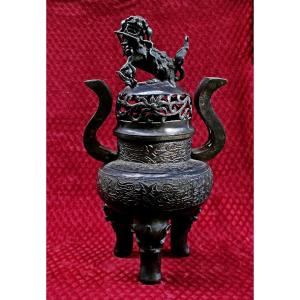 Monumental Brûle-Parfum Ding En Bronze Chinois Ancien, Lion, Ming XVIe, 66 cm
