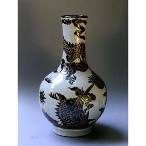 Ancien Vase Vietnamien Bien Hoa En Grès Noir Et Blanc, Dragon Et Carpe, XXe