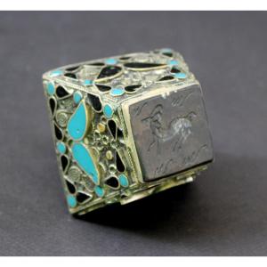 Bague Afghane Ancienne, Alliage D’argent, Verre Turquoise Et Intaille Au Cerf, XXe