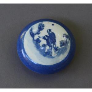 Antique Chinese Powder Blue And White Seal Paste Box & Cover, Qianlong Mark