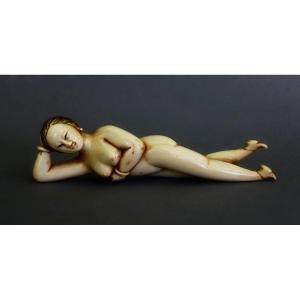 Dame de Médecine Érotique Nue en Ivoire, Chine, Dynastie Qing, XIXe Siècle