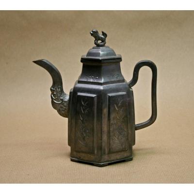 Ancient Chinese Pewter Tea Pot / Wine Ewer. Makers Mark.