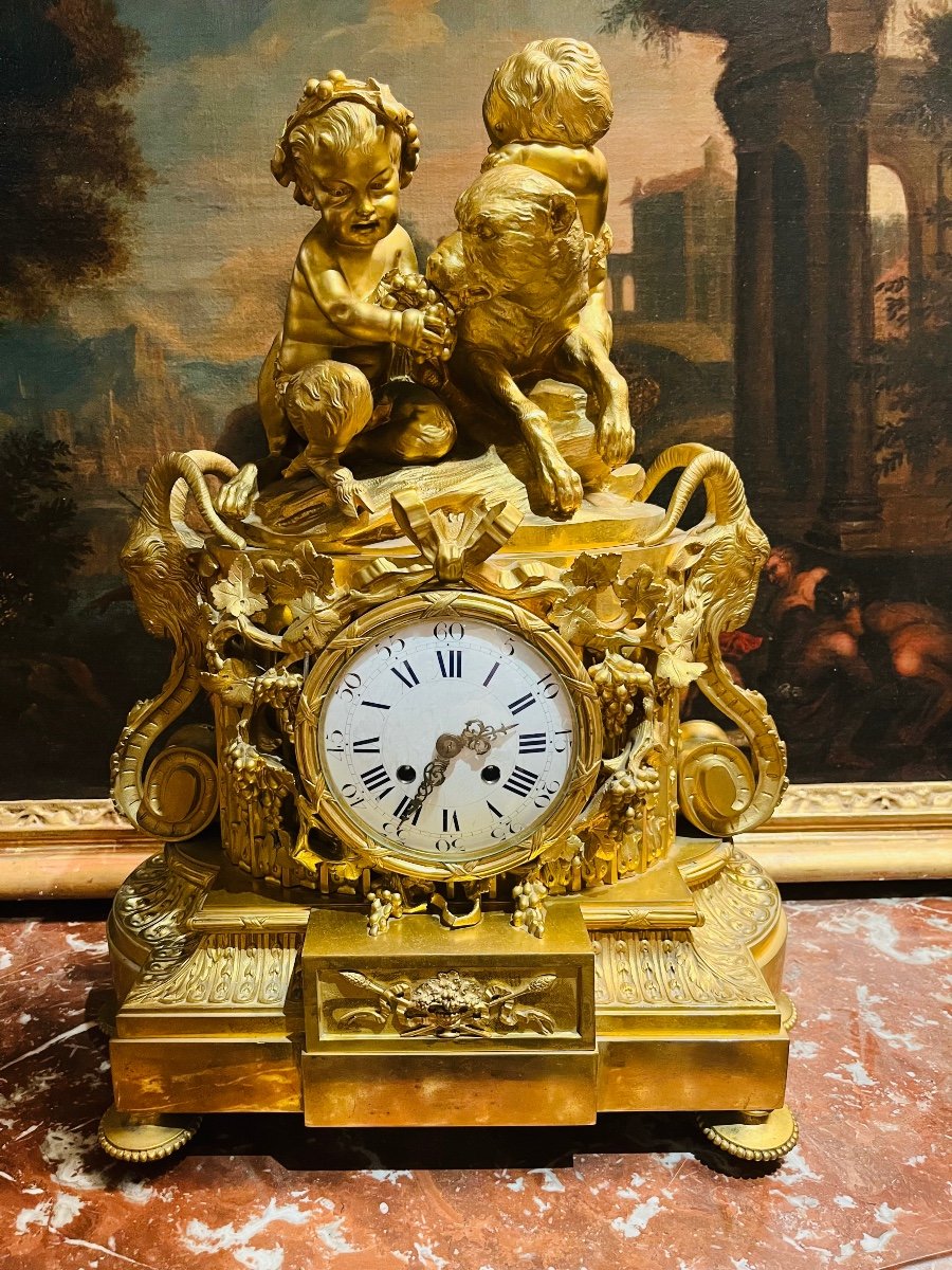 Pendule Aux Faunes En Bronze Doré D’époque Napoléon III