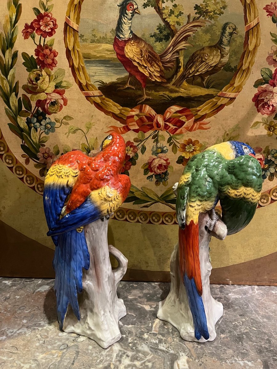 Pair Of Parrots, German Porcelain.-photo-1