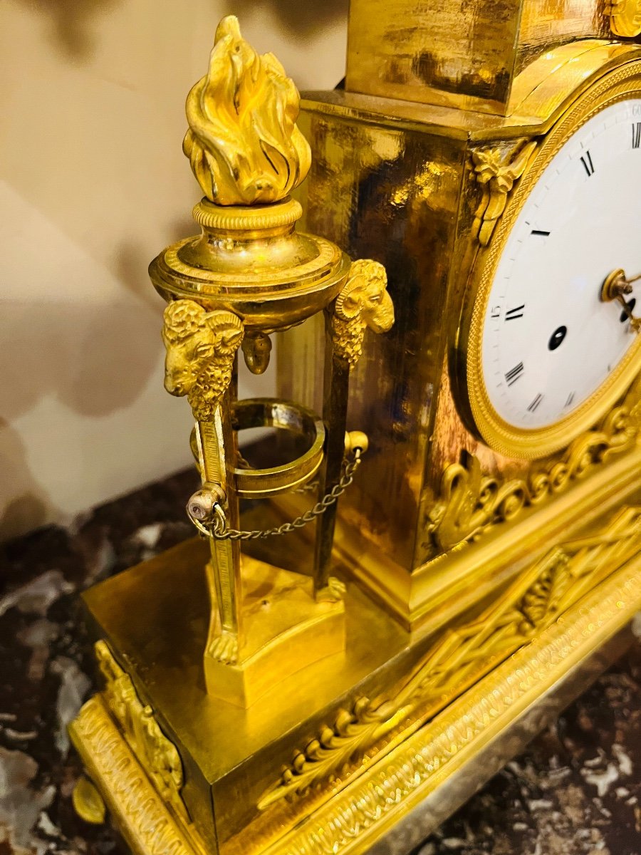 Pendule D’époque Empire En Bronze Doré, Vestale-photo-1