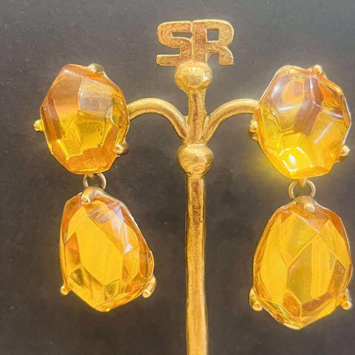 Yves Saint Laurent, Boucles D’oreilles.