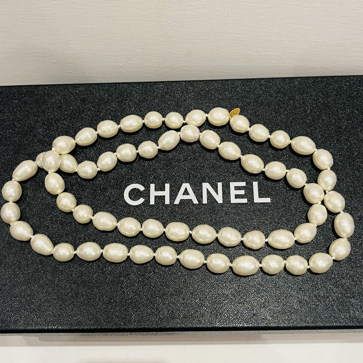 Chanel, Baroque Pearl Necklace, 1985.-photo-2