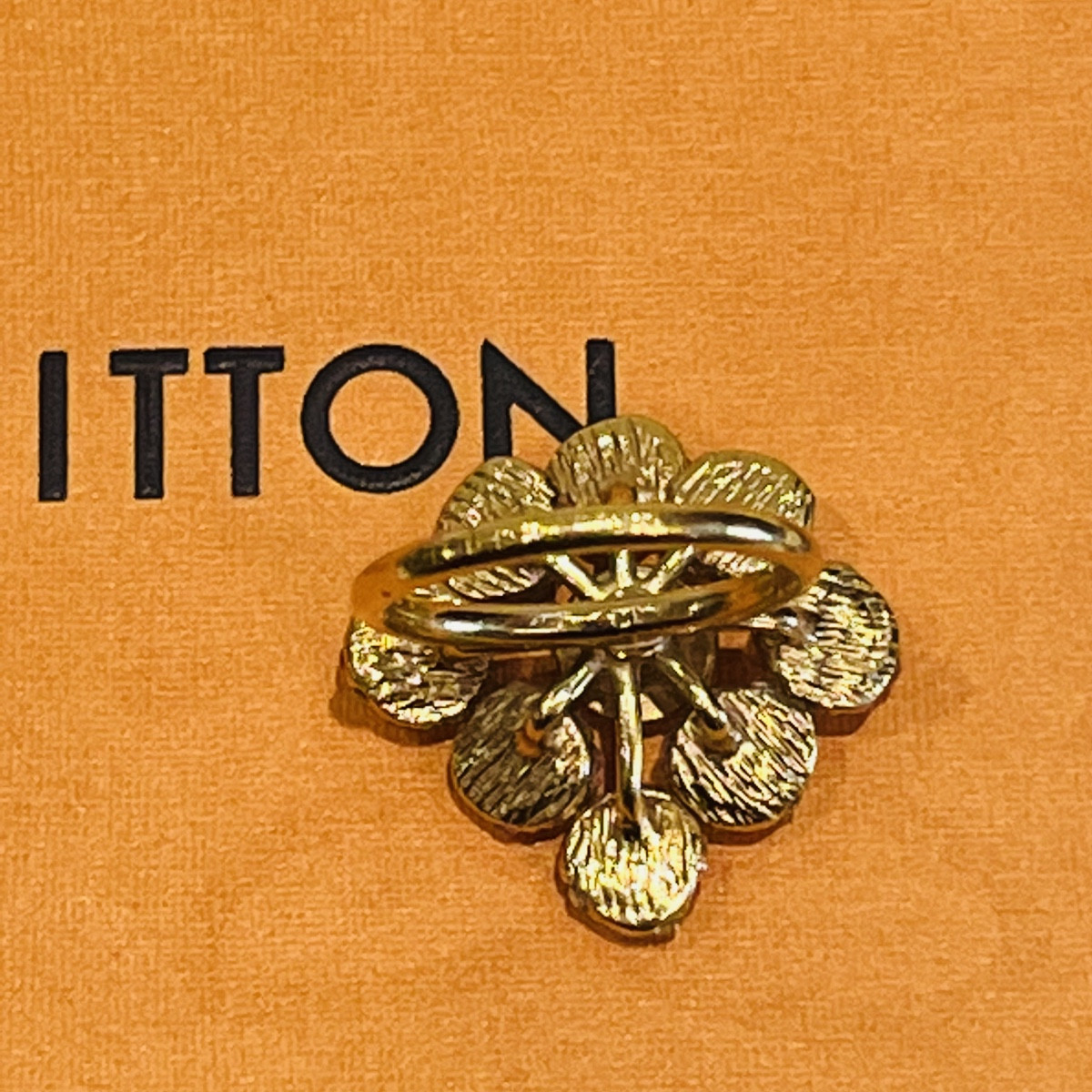 Louis Vuitton, Half-set Ring And Earrings.-photo-1