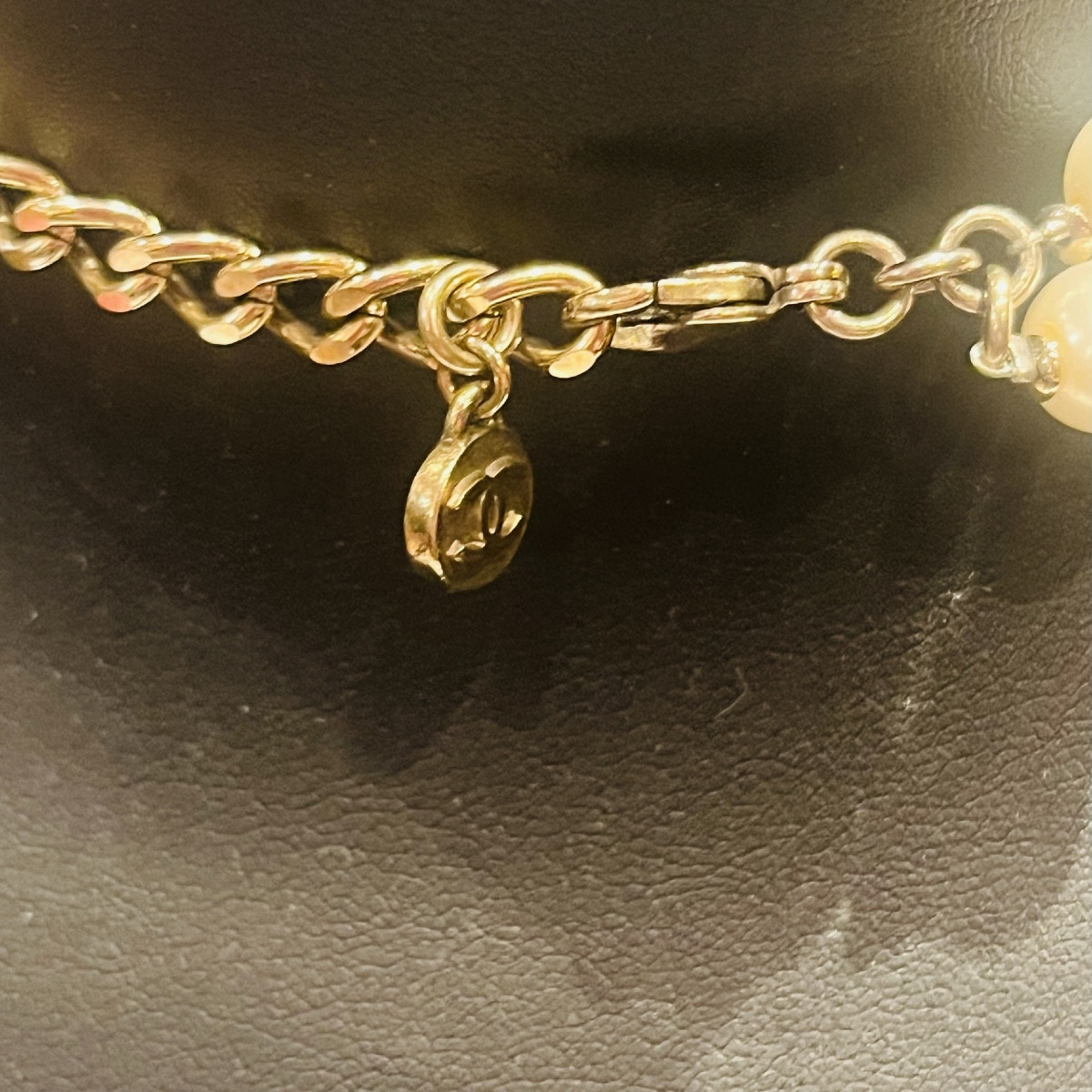 CHANEL, sautoir collier perles fantaisies.-photo-4