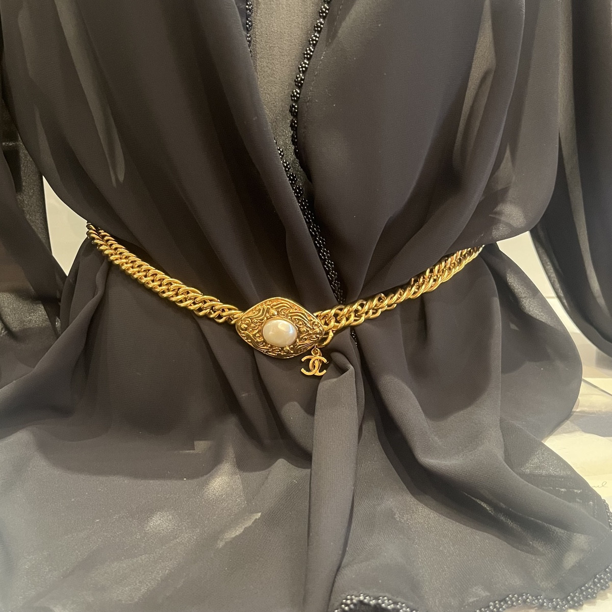 CHANEL, collier ceinture circa 1990.-photo-3