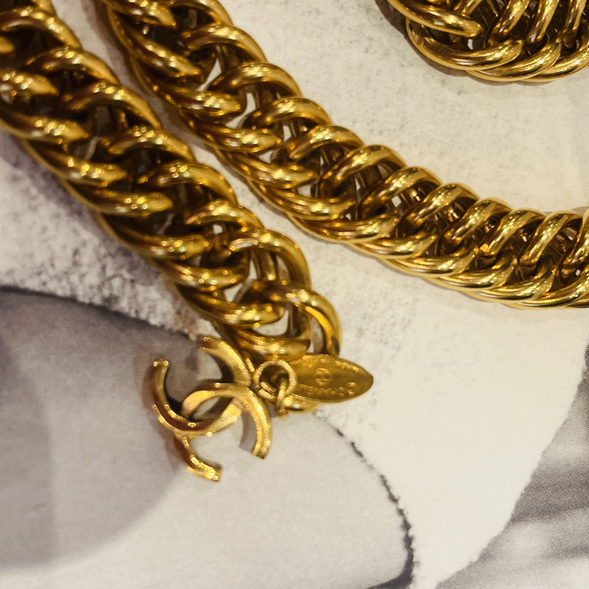 CHANEL, collier ceinture circa 1990.-photo-4