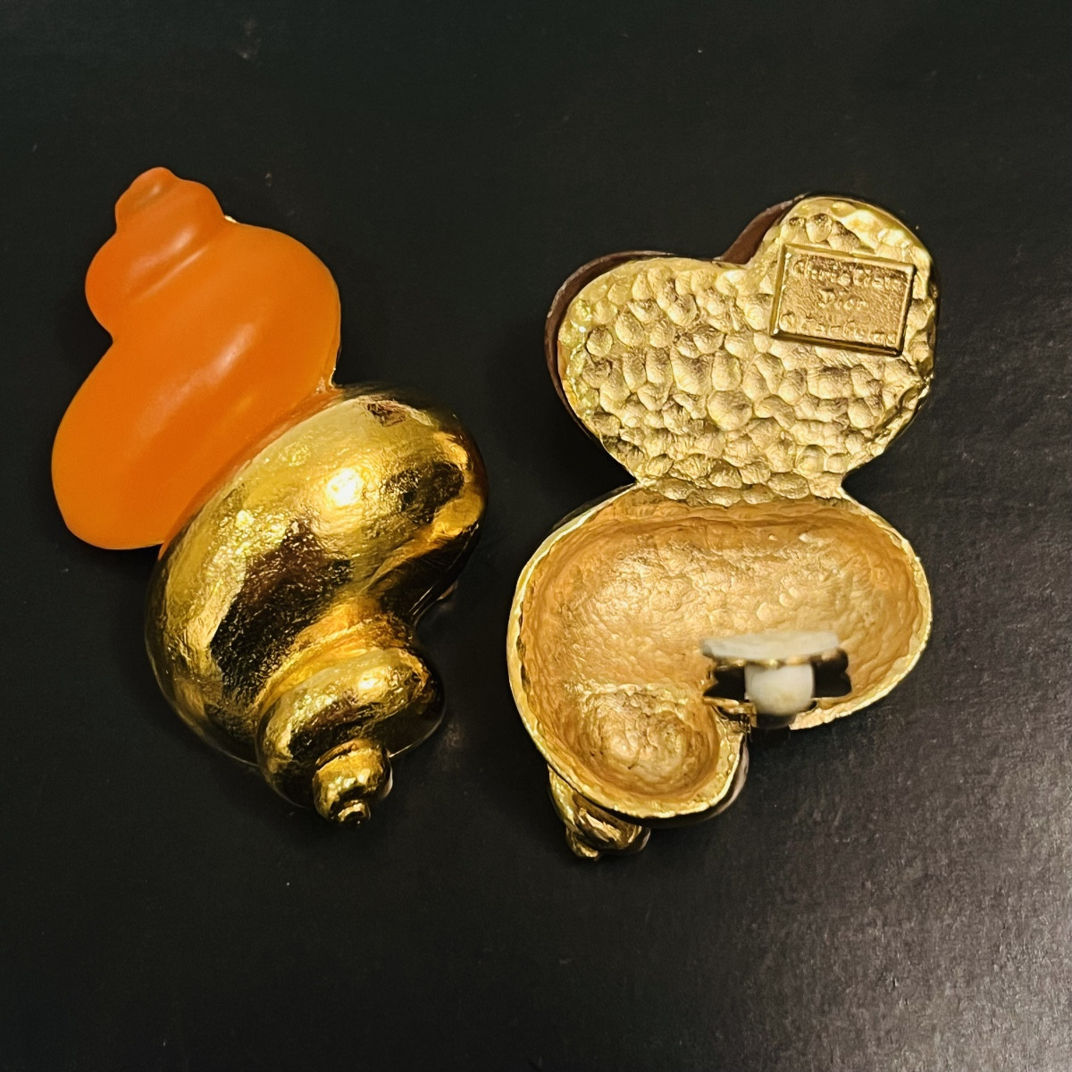 Dior, boucles d’oreilles à clips coquillages -photo-2