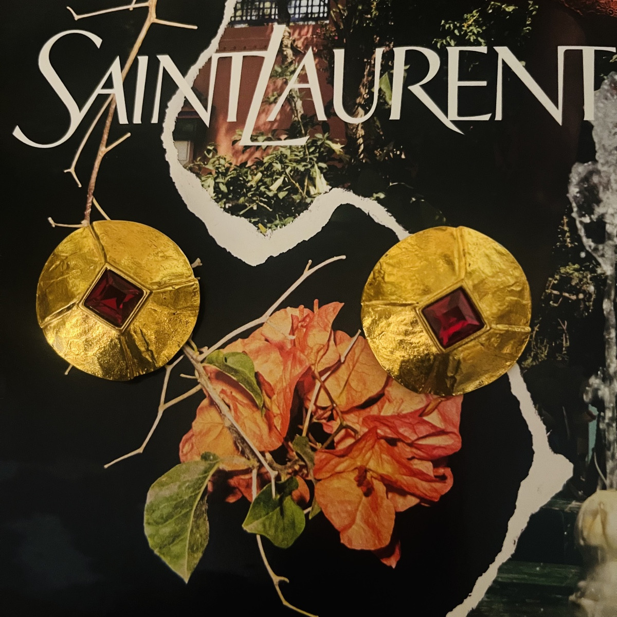 Yves Saint Laurent, paire de boucles d’oreilles -photo-4