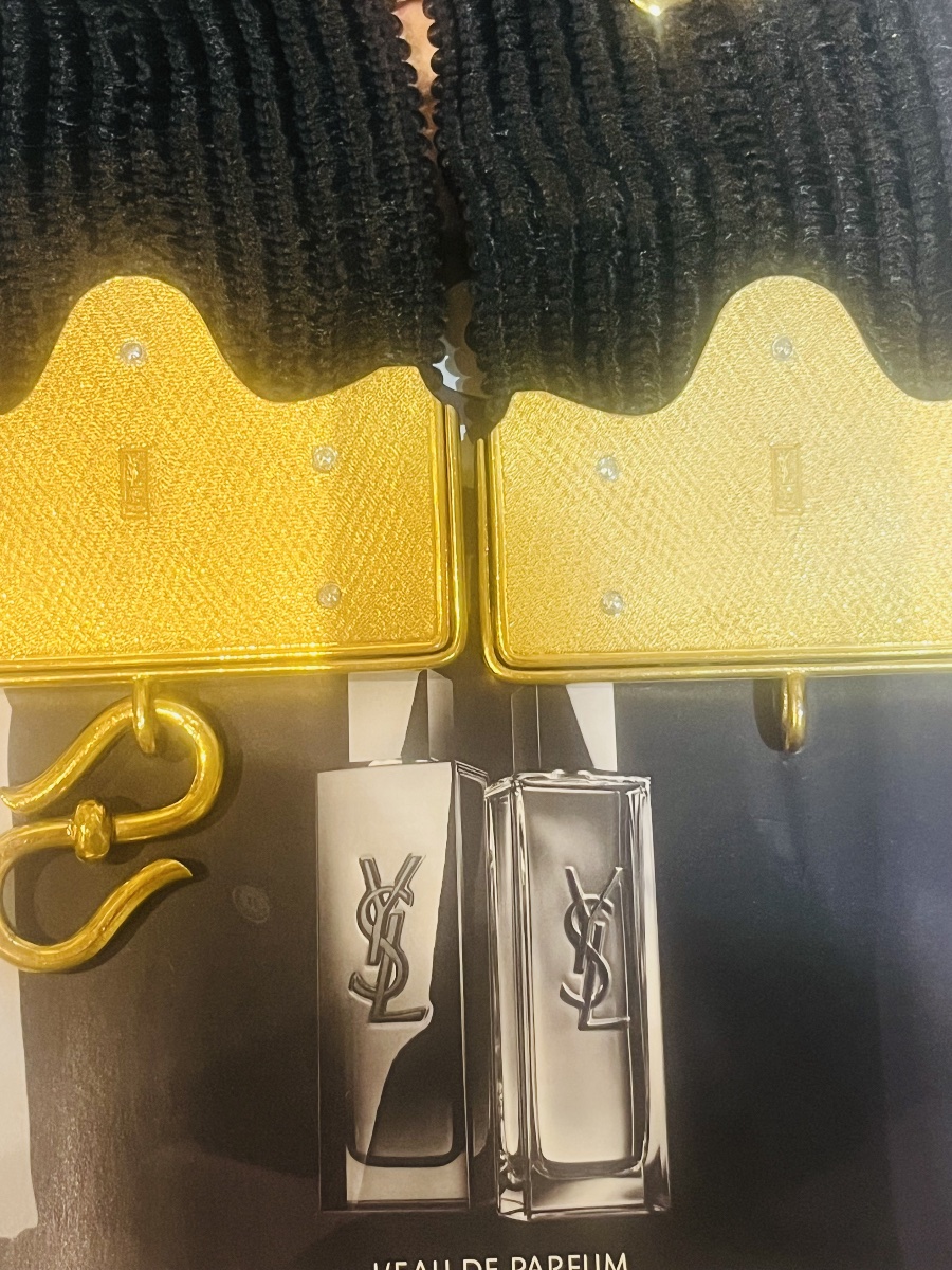 Yves SAINT LAURENT, ceinture soleil à visage humain., 1980.-photo-6