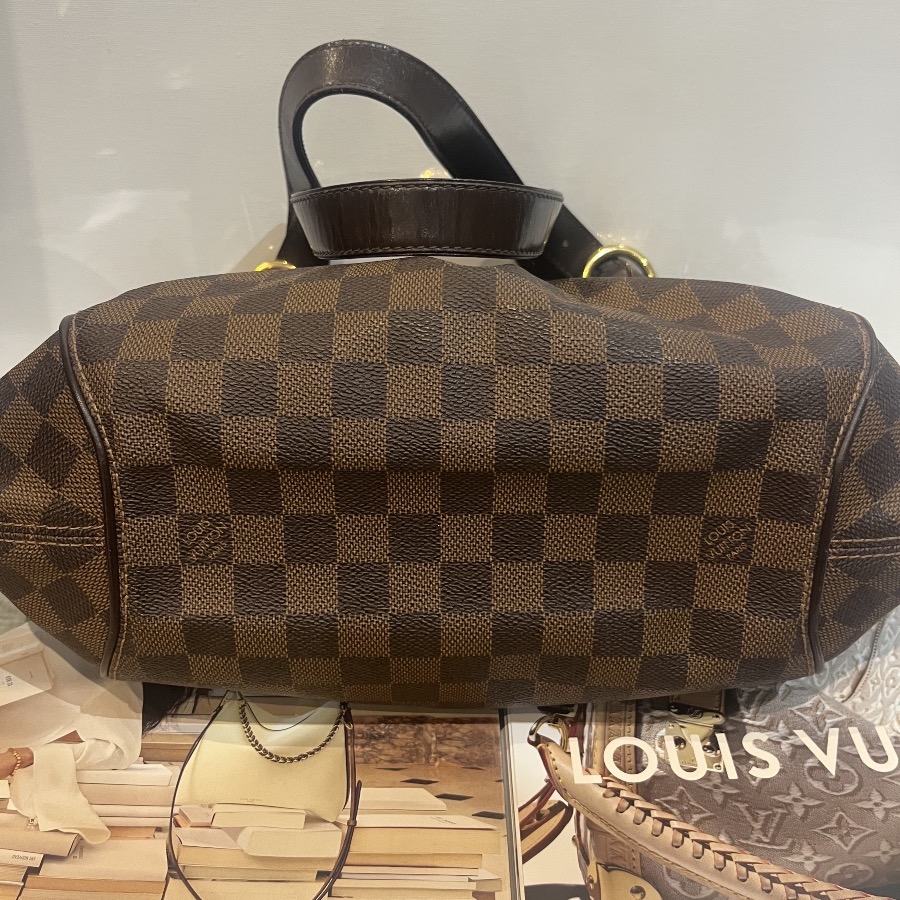 Louis Vuitton, Sistina Bag.-photo-4