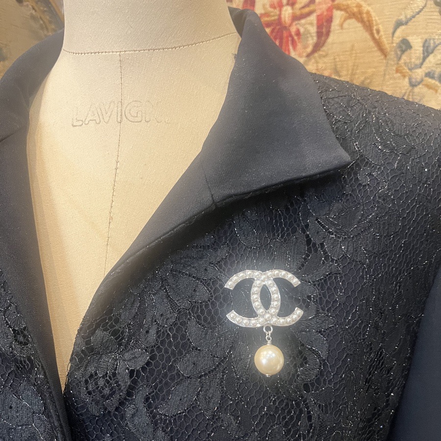 Chanel, Double C Brooch-photo-4