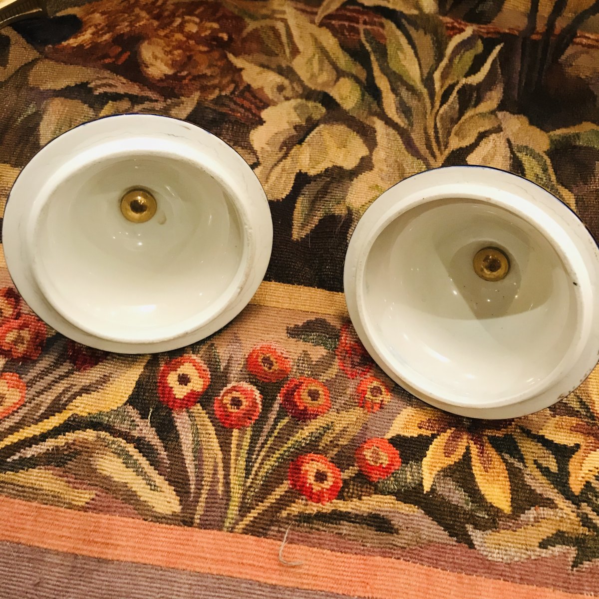 Paire De Vases Couverts Porcelaine -photo-3