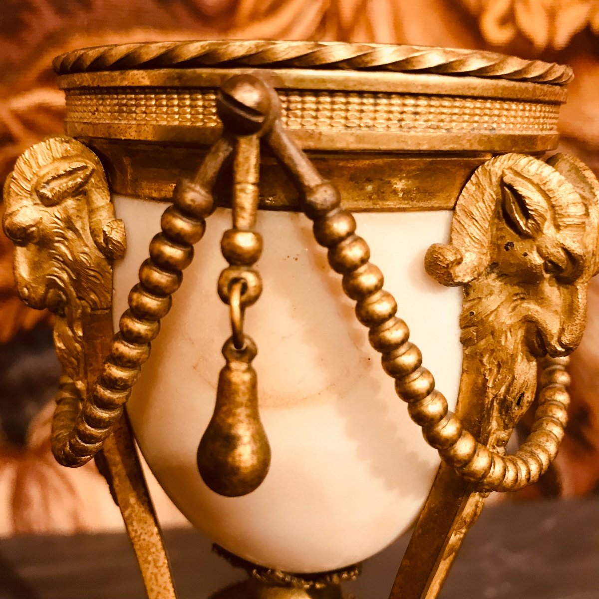 Paire De Cassolettes En Bronze Et Marbre Louis XVI.-photo-4