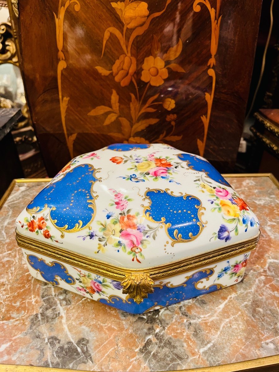 Porcelain Bonbonniere Le Tallec Paris