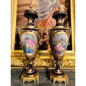 Sèvres, Paire De Vases En Porcelaine, XIX ème.