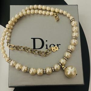 Christian Dior, Pearl Necklace.