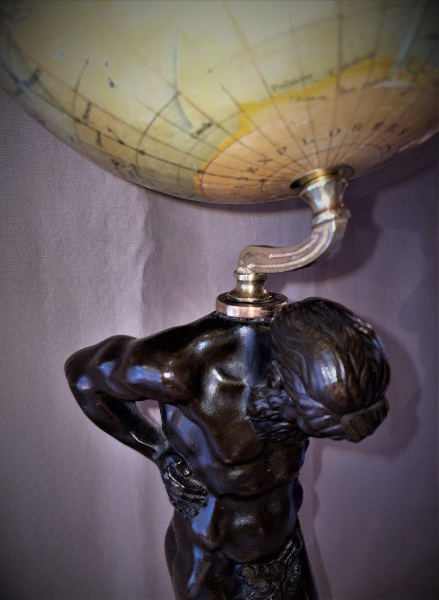Globe Terrestre sur Atlas Bronze-photo-4