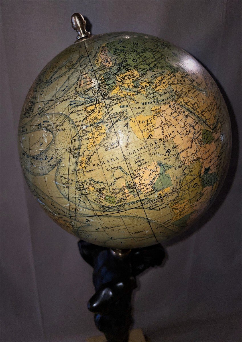 Globe Terrestre sur Atlas Bronze-photo-1