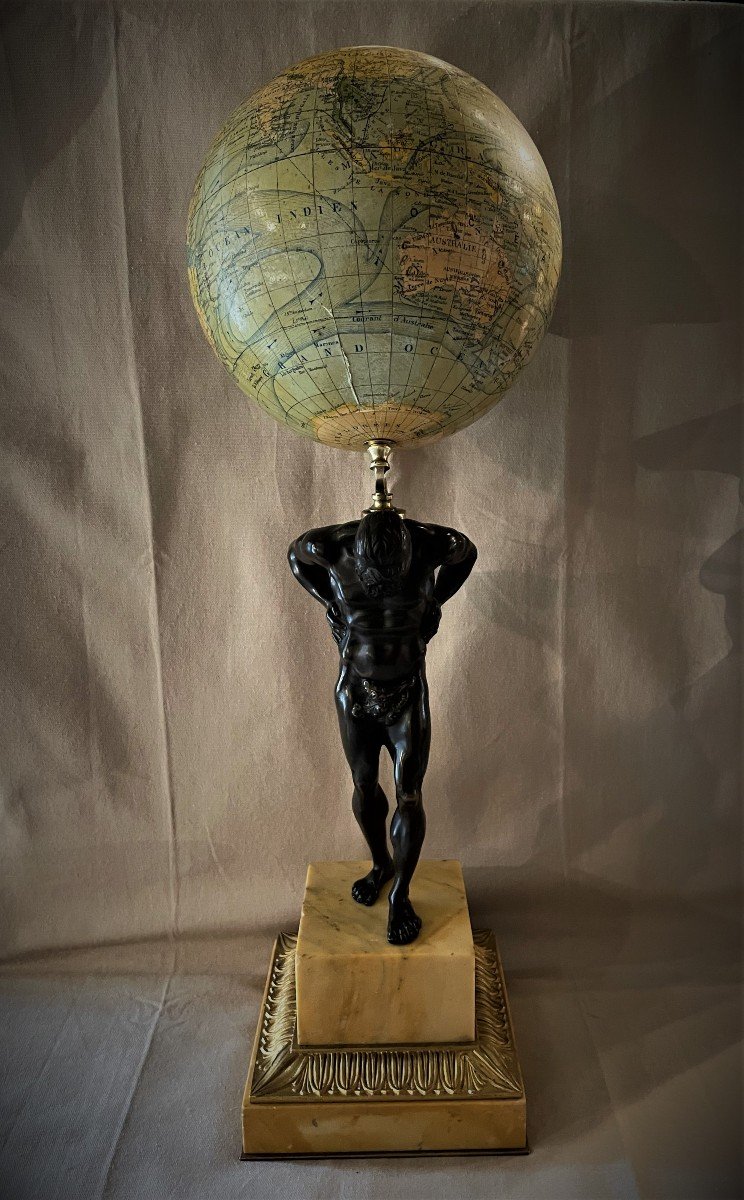 Globe Terrestre sur Atlas Bronze