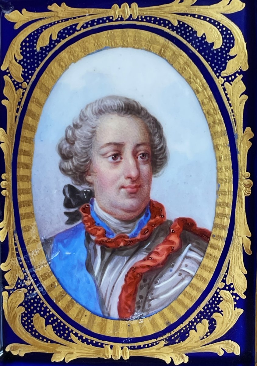 Paire de jardinières avec portrait de Louis XV et de Marie LESZCYNSKA-photo-2