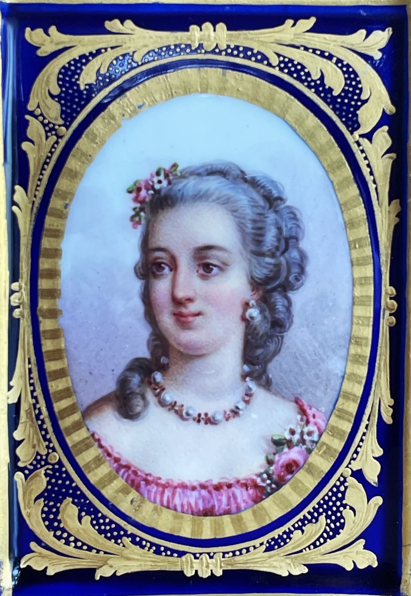 Paire de jardinières avec portrait de Louis XV et de Marie LESZCYNSKA-photo-3