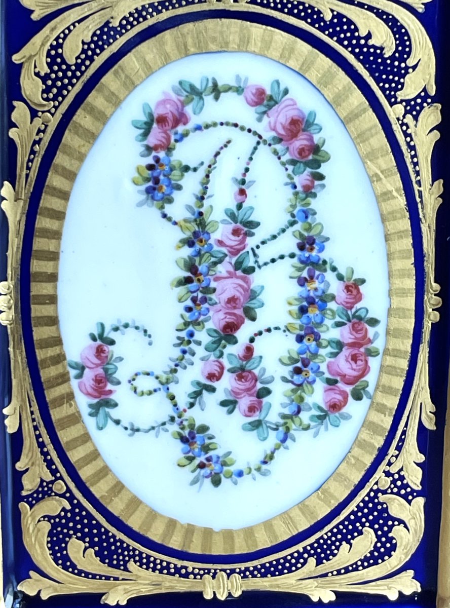 Paire de jardinières avec portrait de Louis XV et de Marie LESZCYNSKA-photo-4